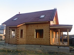 Строительство дома из бруса с эркером